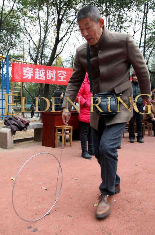 吸血鬼幸存测评:是男人就坚持30分钟