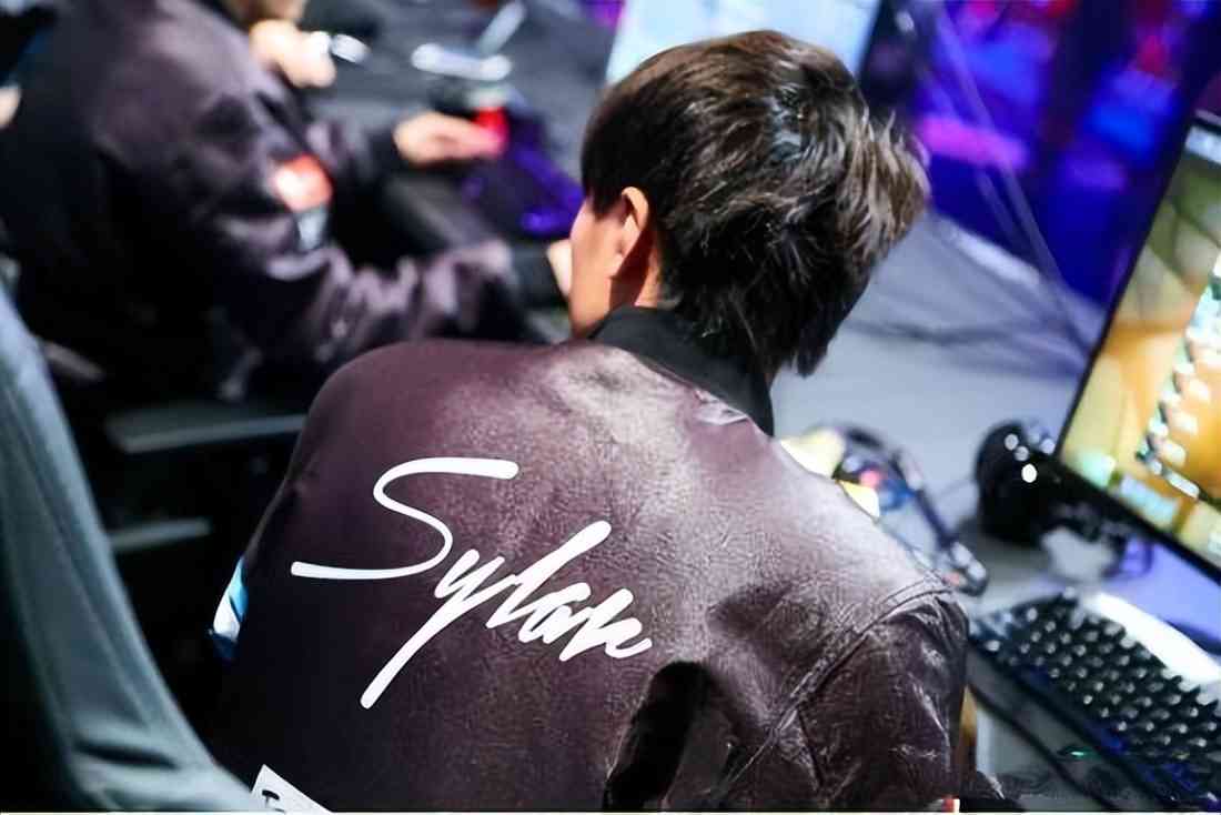 Dota2-依旧猖狂!利用BUG导致直播间被封的主播表示:你气不气?