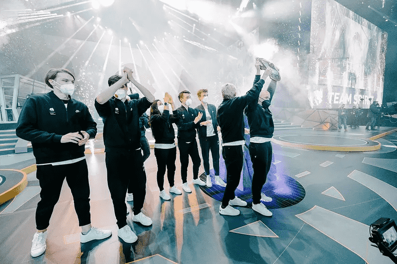 DOTA2 TI10落幕,LGD与不朽盾失之交臂,电竞热潮仍在延续